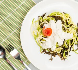 Spaghetti cu urechi de lemn –  raw