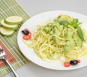 Spaghetti pesto – raw