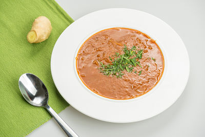 Supa de ghimbir cu fidea de orez –  vegan