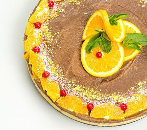 Tort portocalecaise si carob – raw