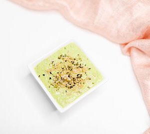 Cremă de mazăre cu gomasio şi seminţe de cânepă – raw (3)_opt