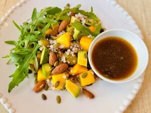 salata mango hrisca si avocado – resize